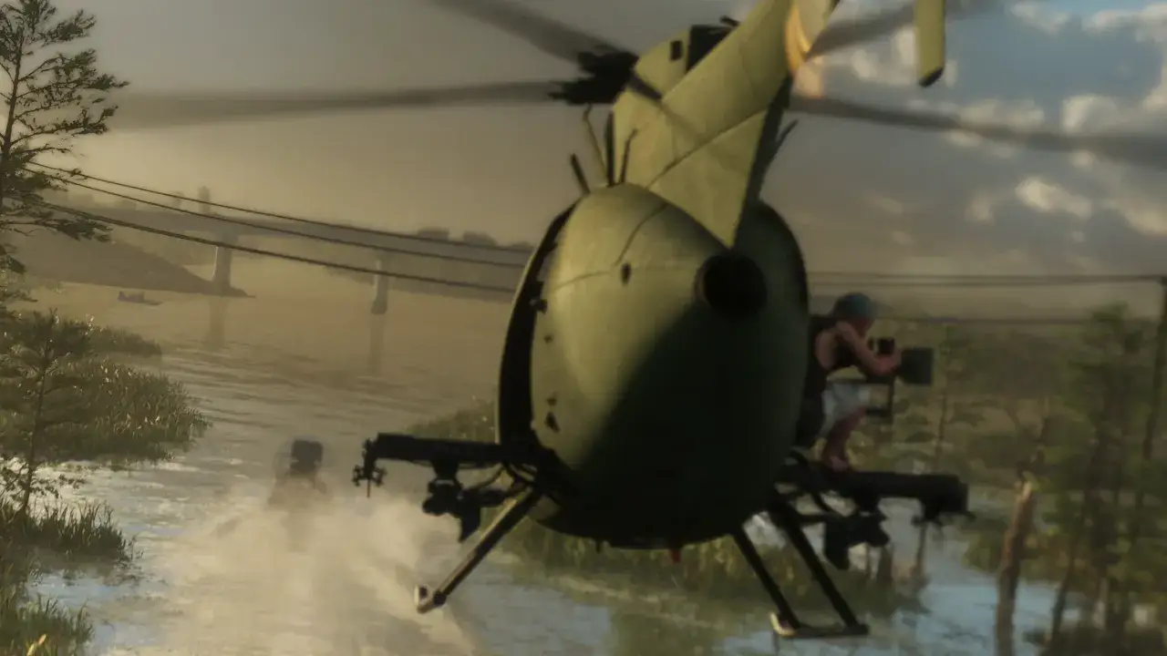 Ostatni kod na helikopter GTA 5! Zobacz, jak pilot z karabinem maszynowym śmiga nad wodą.